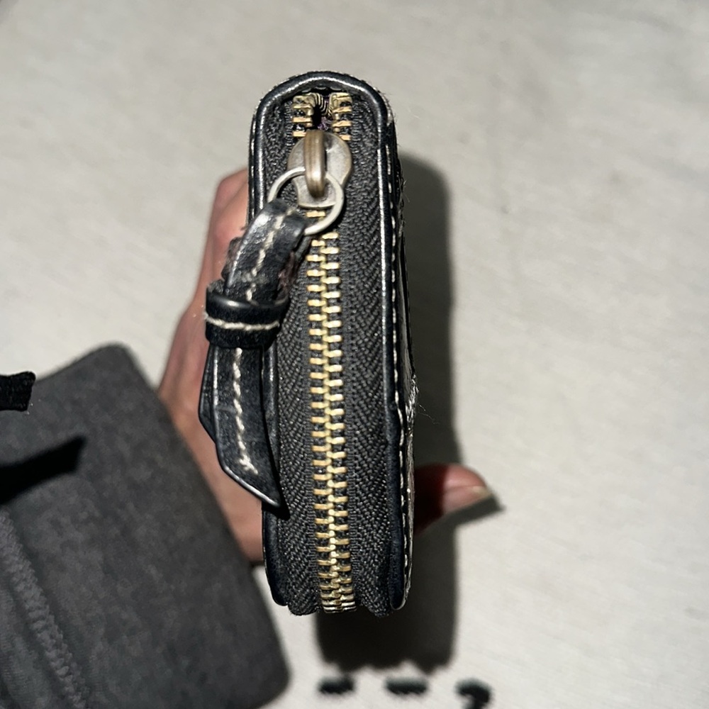 Coach Patchwork Zoe Wallet 12 card slots 💕 - Picture 4 of 13